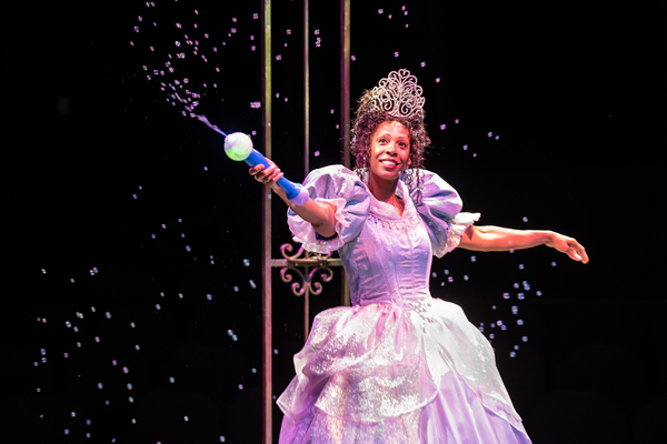 Photos: First Look At THE WIZARD OF OZ At Marriott Theatre Image