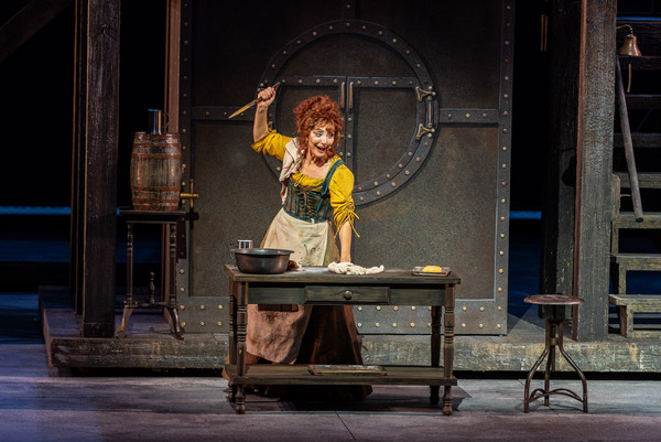 Photos/Video: First Look At Carmen Cusack and Ben Davis In SWEENEY TODD: THE DEMON BARBER OF FLEET STREET Image