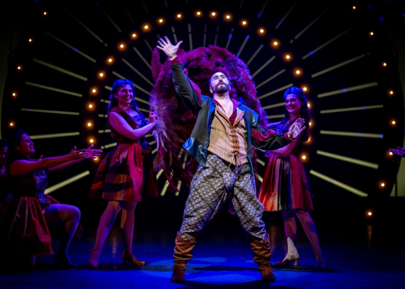 Review: SOMETHING ROTTEN at The Naples Players Image