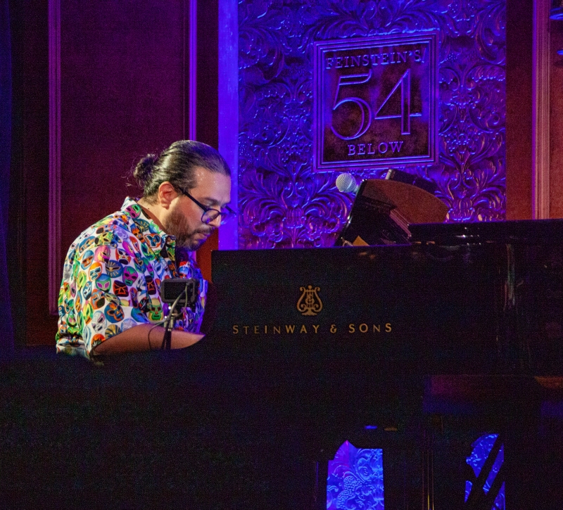 Review: 2 Brothers From Other Mothers Star In JAIME LOZANO & MAURICIO MARTÍNEZ: HERMANOS Y FAMILIA At 54 Below Image
