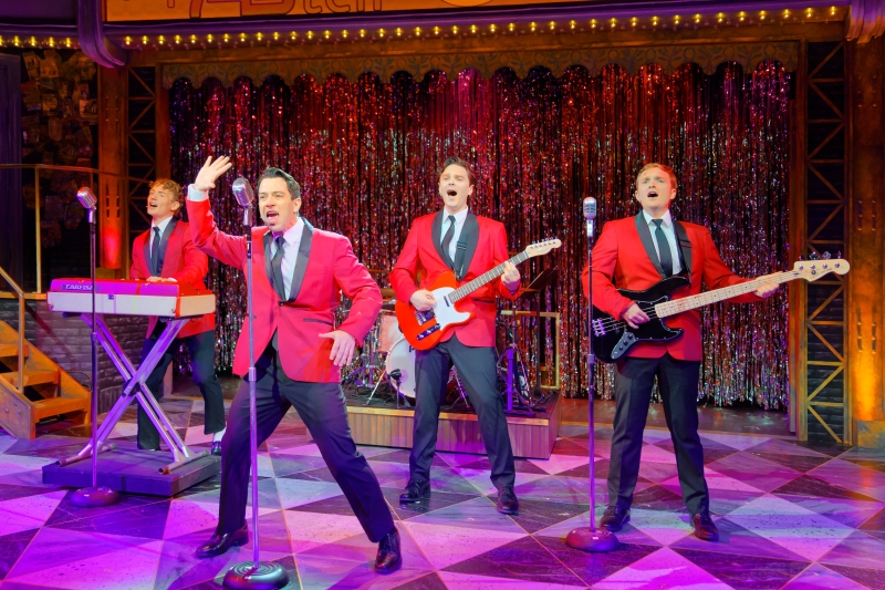 Review: JERSEY BOYS at Capital Repertory Theatre Image