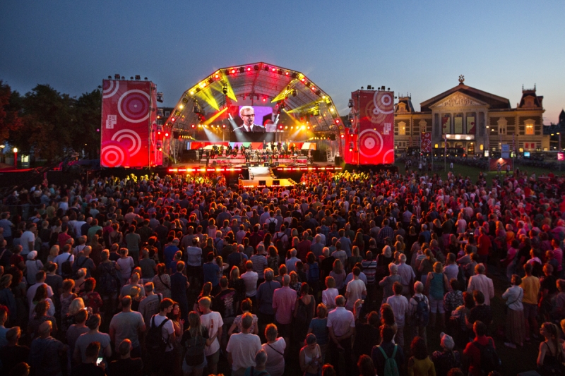Feature: Aftrap Uitmarkt 2022: Willeke Alberti, Karsu en Brass Rave Unit! Image