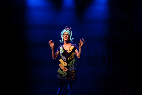 Photos & Video: First Look at PRISCILLA QUEEN OF THE DESERT at Mercury Theater Chicago Image