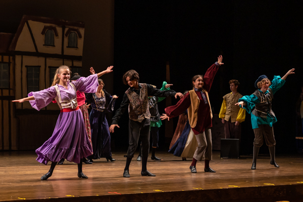 Photos: First look at New Albany High School Theatre's SOMETHING ROTTEN! Image