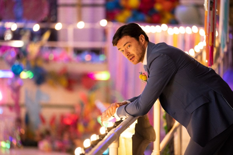 Photos: Hulu Shares First Look at WEDDING SEASON Image