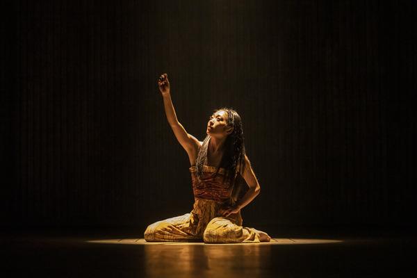 Photos: First Look at SOUTH PACIFIC, Starring Gina Beck 