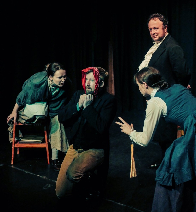 Feature: ELEVATOR FRINGE, Part One: Performers Pitch Their Shows To You... Quickly! Image
