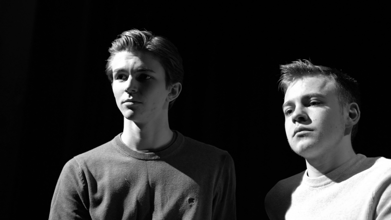 Feature: ELEVATOR FRINGE, Part One: Performers Pitch Their Shows To You... Quickly! Image