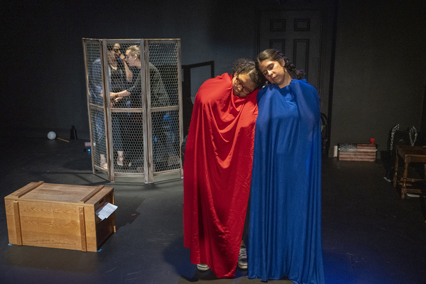 Photos: Get a First Look at The New Coordinates' AMERICAN SIDE EFECTOS at The Den Theatre Image