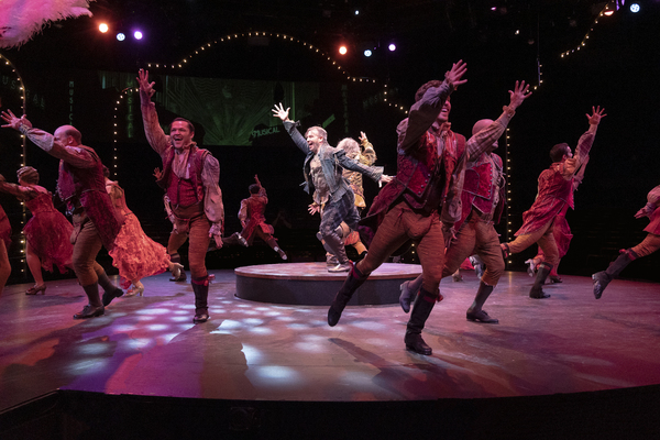 Photo Exclusive: First Look at Ben Fankhauser, Jackie Burns, and More In SOMETHING ROTTEN! At Broadway at Music Circus Image