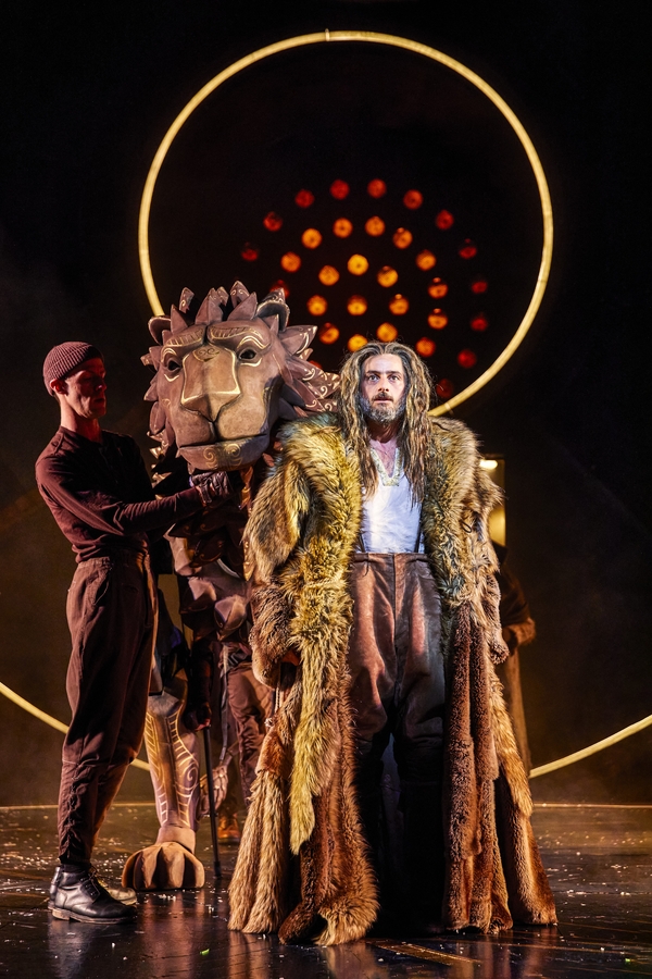 Photos: First Look at THE LION, THE WITCH, AND THE WARDROBE, Making its West End Premiere Tonight Image