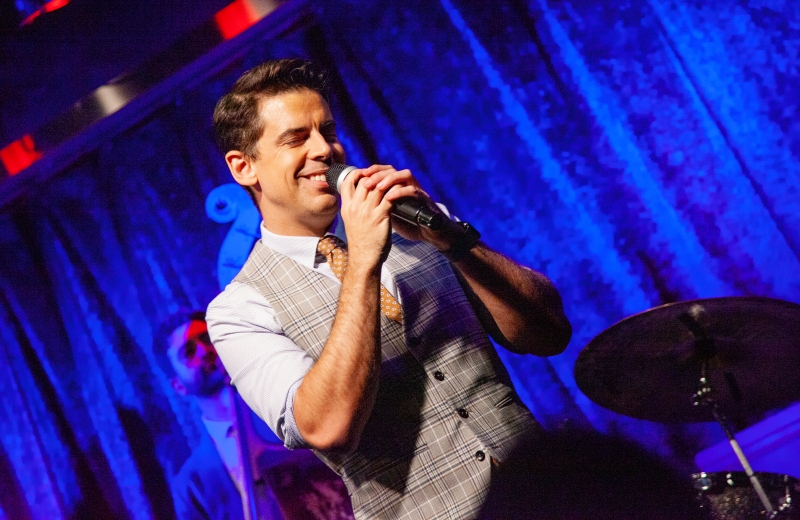 Review: TONY DeSARE Makes Musical Serotonin at Birdland Theater Image