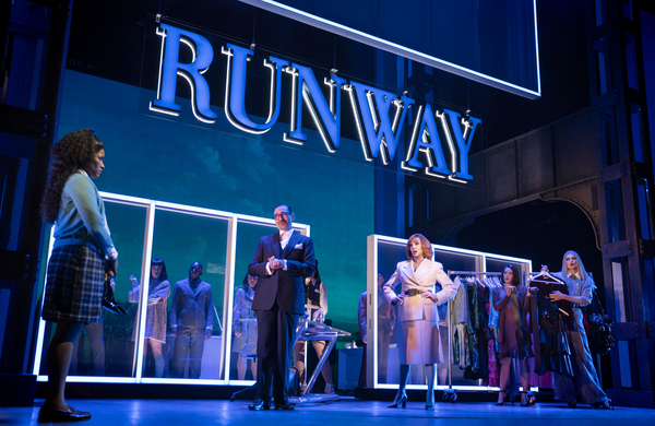Photos/Video: First Look at Broadway-Bound THE DEVIL WEARS PRADA in Chicago Image