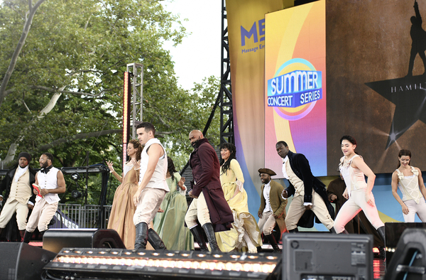 Photos: First Look At The Cast of HAMILTON Performing In Their First-Ever Morning Show Concert Image