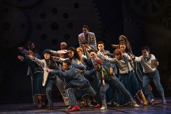 Photos: Talia Suskauer, Cleavant Derricks, Mikayla Renfrow & More Join WICKED On Broadway Image