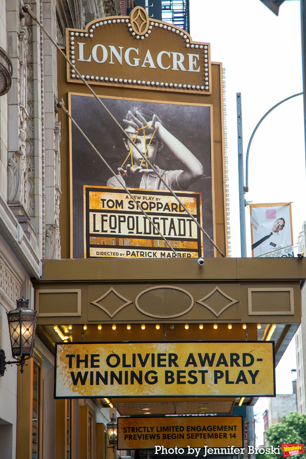Up on the Marquee: LEOPOLDSTADT Image
