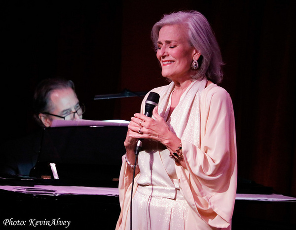 Photos: Karen Mason Celebrates Thirty Year Musical Collaboration In Concert At Birdland Image