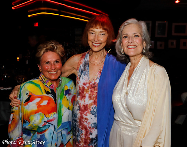 Photos: Karen Mason Celebrates Thirty Year Musical Collaboration In Concert At Birdland Image