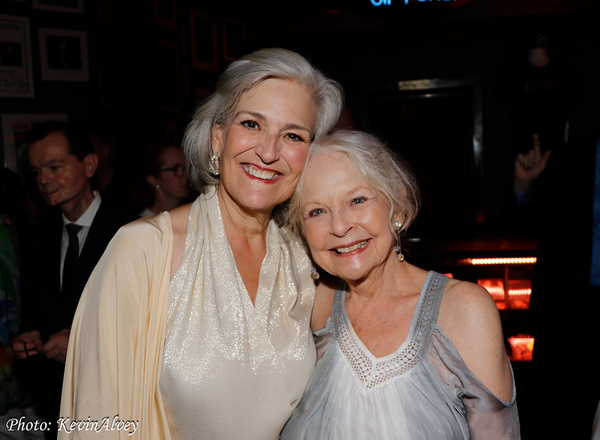 Photos: Karen Mason Celebrates Thirty Year Musical Collaboration In Concert At Birdland Image