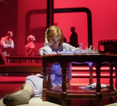 Review: THE GLASS MENAGERIE at His Majesty's Theatre 