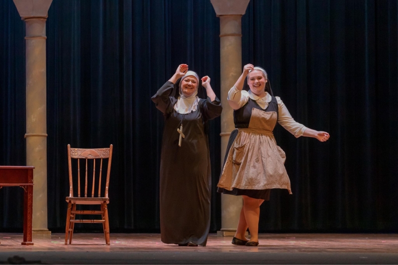 Review: THE SOUND OF MUSIC at The Red Curtain Theatre Delights Audiences in Central Arkansas 