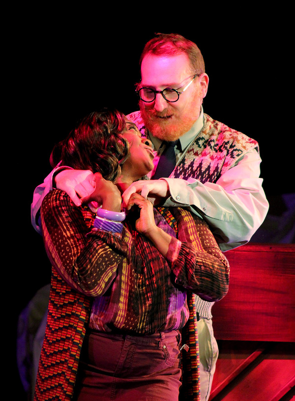 Jewell Noel as Mona and Ethan Paulini as Ed Kleban.