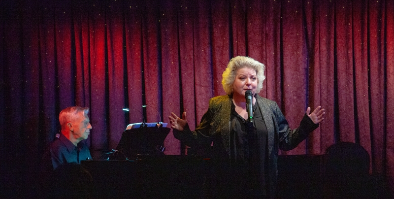Review: MOBERLY AT MAMA'S MONTHLY Shines Sweet On Stephen Squared Image