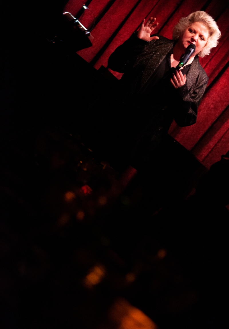 Review: MOBERLY AT MAMA'S MONTHLY Shines Sweet On Stephen Squared Image