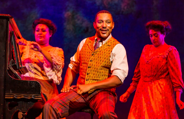 Review: RAGTIME Brings Gorgeous Vocals and Soaring Music to Moonlight Amphitheatre 