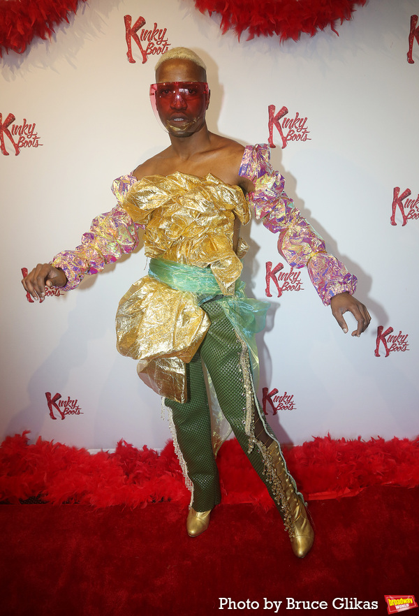 Photos: On the Red Carpet for Opening Night of KINKY BOOTS Off-Broadway! Image