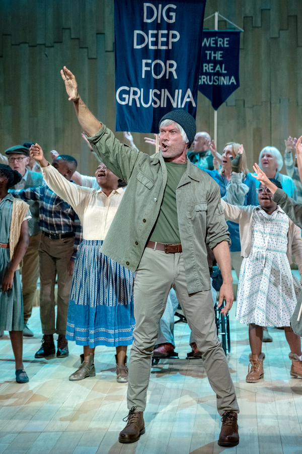 Photos: First Look at THE DONCASTRIAN CHALK CIRCLE at Cast in Doncaster Image