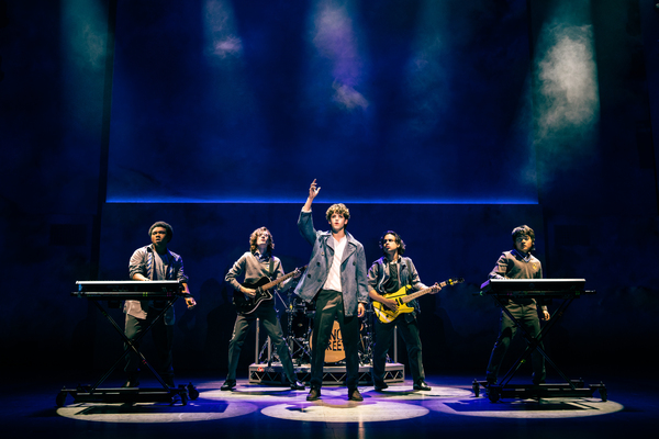Photos: Get a First Look at Adam Bregman, Dee Roscioli & More in SING STREET at The Huntington 