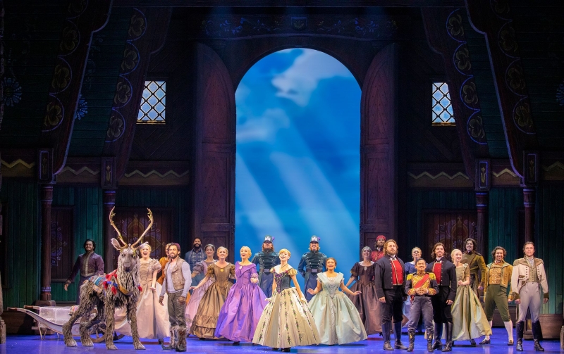 Review: FROZEN THE MUSICAL at Crown Theatre 