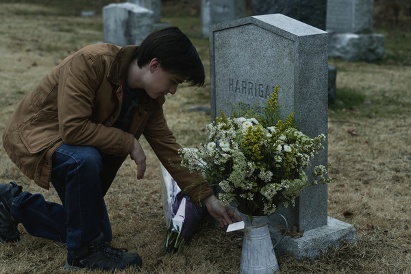 Photos: Netflix Shares First Look at MR. HARRIGAN'S PHONE Image