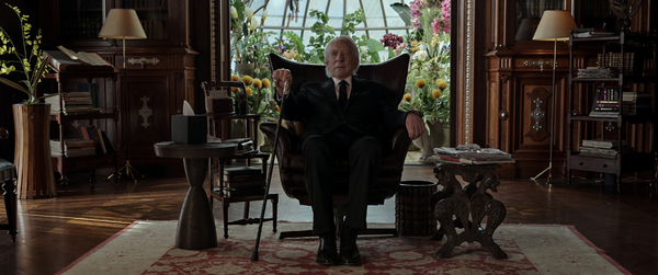 Photos: Netflix Shares First Look at MR. HARRIGAN'S PHONE Image