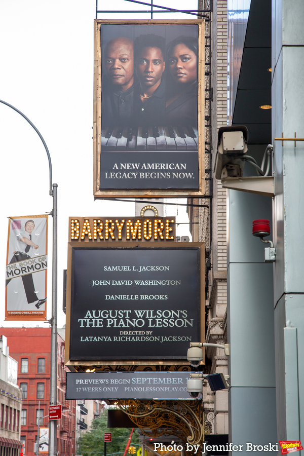 Up on the Marquee: THE PIANO LESSON Image