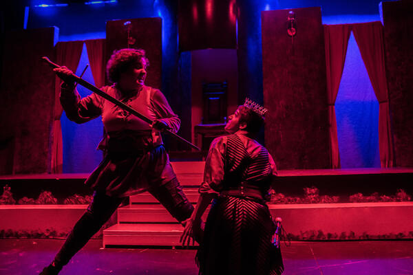 Photos: First Look at Babes with Blades Theatre Company's RICHARD III Image