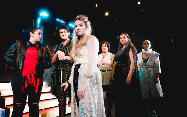 Photos: First Look at Babes with Blades Theatre Company's RICHARD III Image