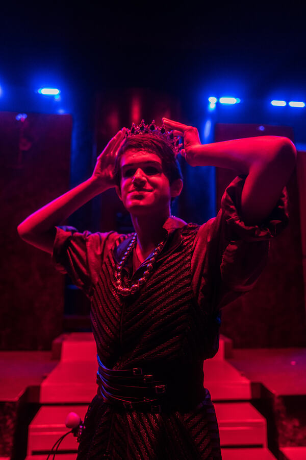 Photos: First Look at Babes with Blades Theatre Company's RICHARD III Image