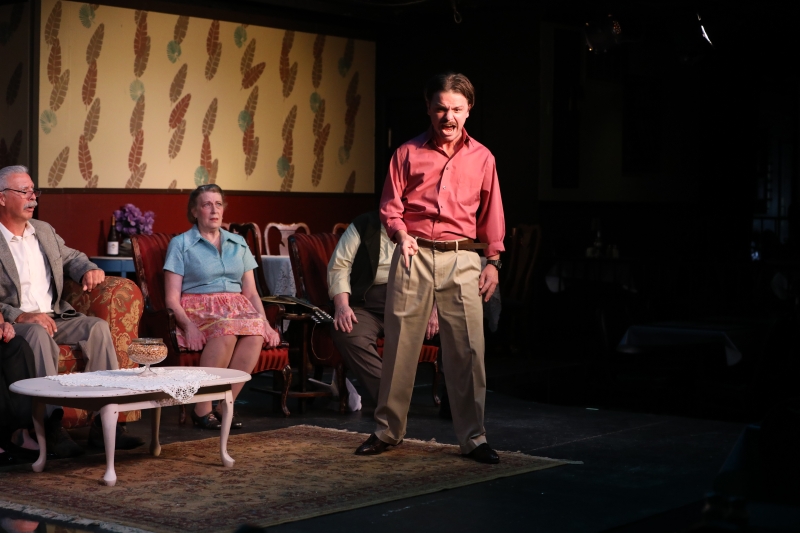 Review: OVER THE RIVER AND THROUGH THE WOODS at Murry's Dinner Playhouse tells the importance of 'Tengo Famiglia' 