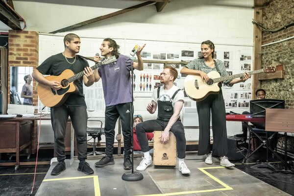 Photos: Inside Rehearsal For OTHELLO at the Watermill Image