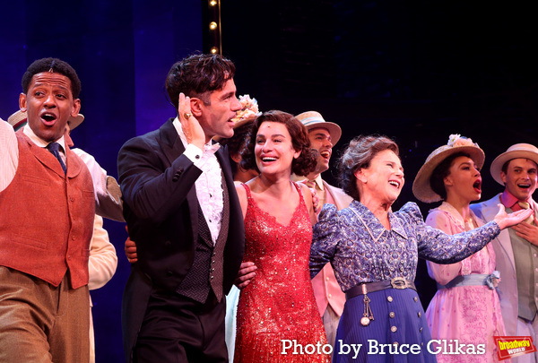 Photos: Lea Michele Takes Her First Bows in FUNNY GIRL on Broadway Image