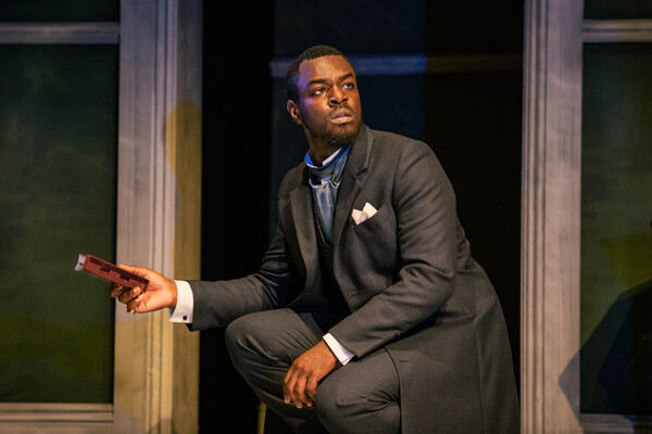 Photos: First Look at the UK Tour of THE IMPORTANCE OF BEING EARNEST Image