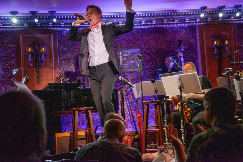 Review: SETH SIKES SINGS BARBRA STREISAND Satisfies Sikes Fans at 54 Below Image