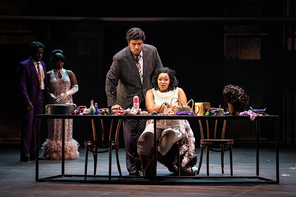 Photos: First Look at DREAMGIRLS in Performance at Paramount Theatre Image