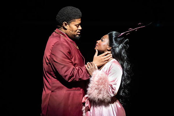 Photos: First Look at DREAMGIRLS in Performance at Paramount Theatre Image