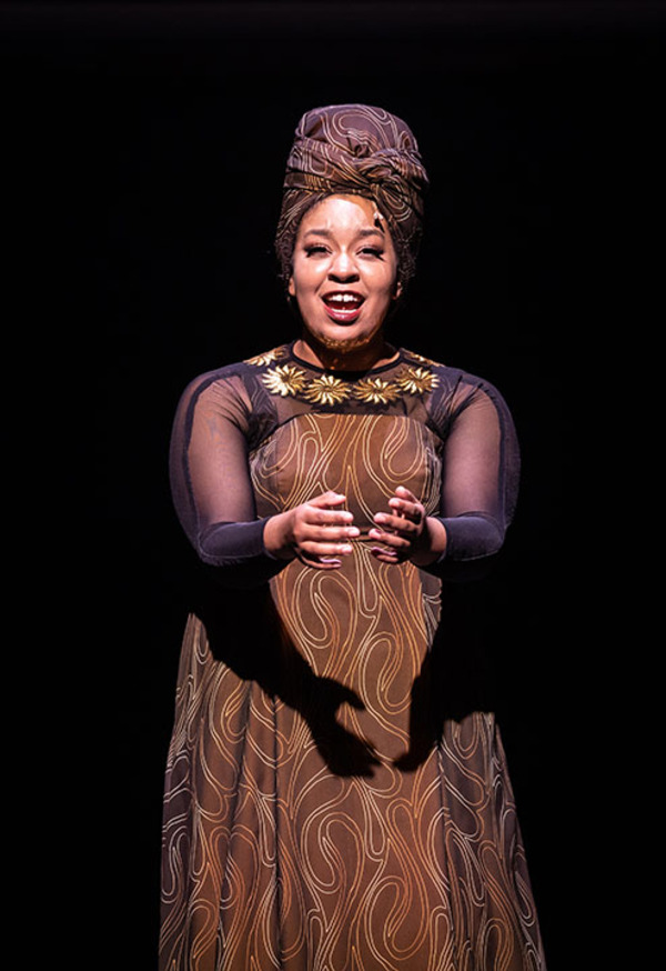 Photos: First Look at DREAMGIRLS in Performance at Paramount Theatre Image