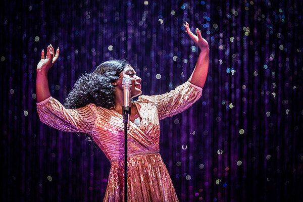 Photos: First Look at DREAMGIRLS in Performance at Paramount Theatre Image