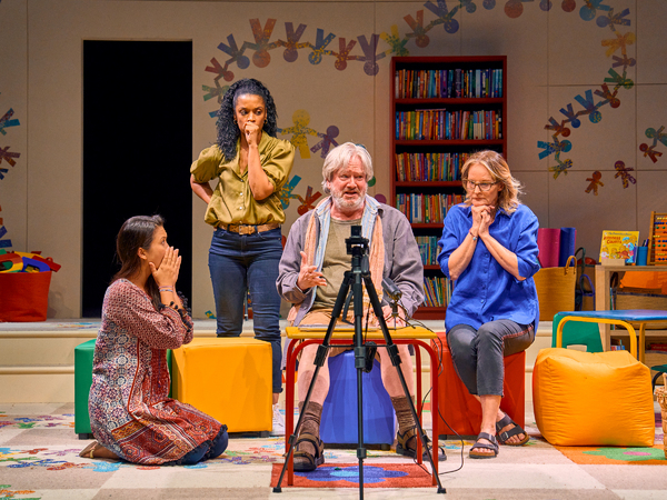 Photos: First Look at Helen Hunt in EUREKA DAY Image