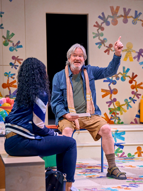 Photos: First Look at Helen Hunt in EUREKA DAY Image